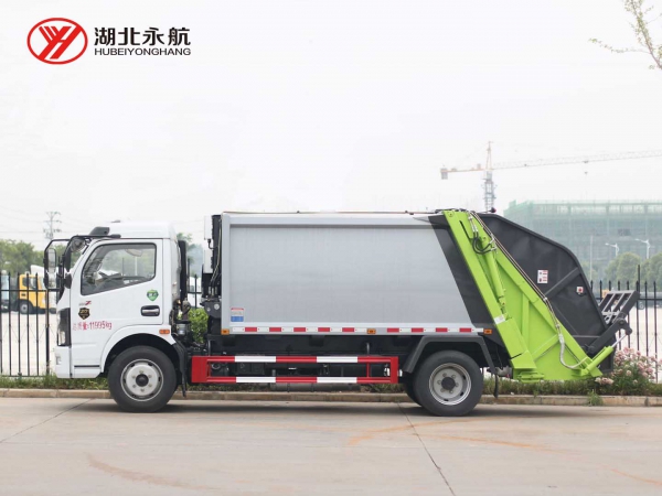东风凯普特8方压缩式垃圾车