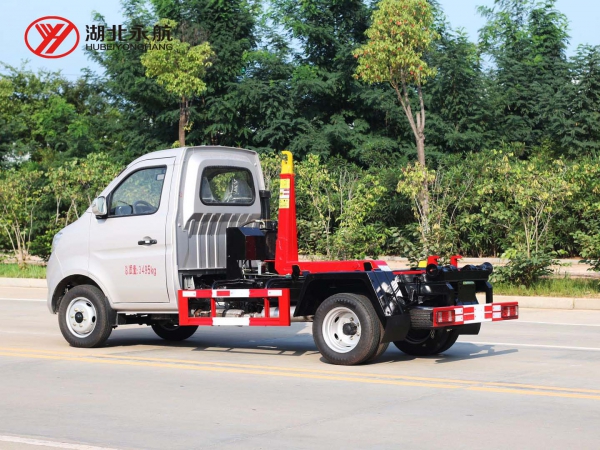 长安钩臂垃圾车