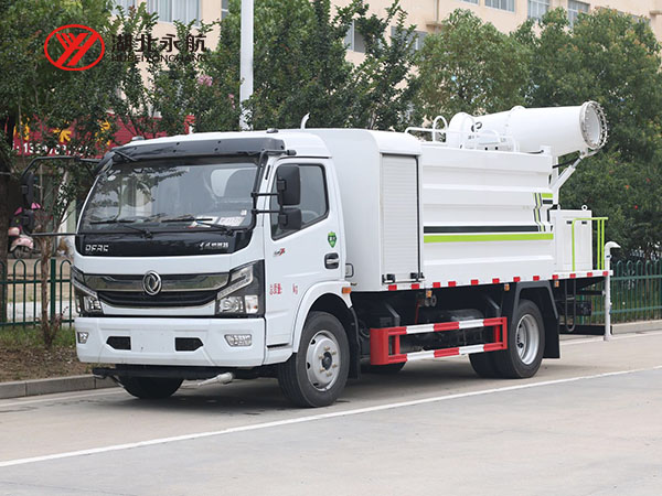 东风凯普特抑尘车（方箱）