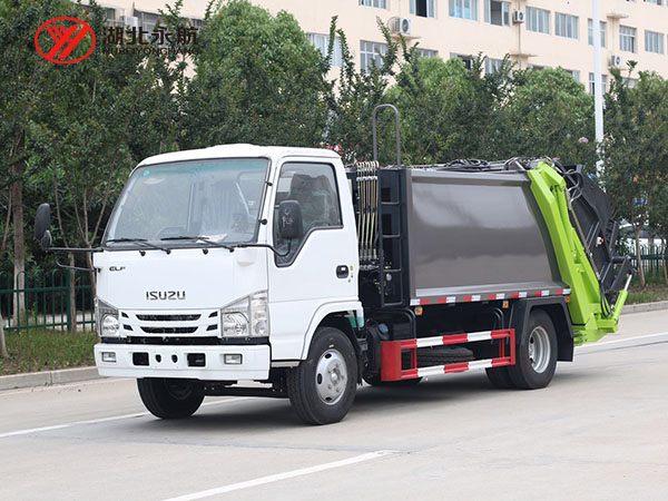 五十铃(100P)6方压缩式垃圾车