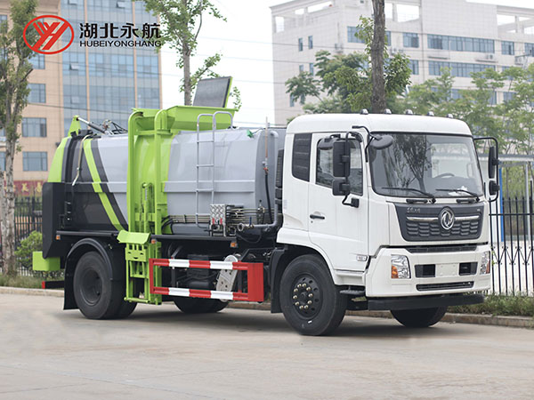 东风天锦餐厨垃圾车