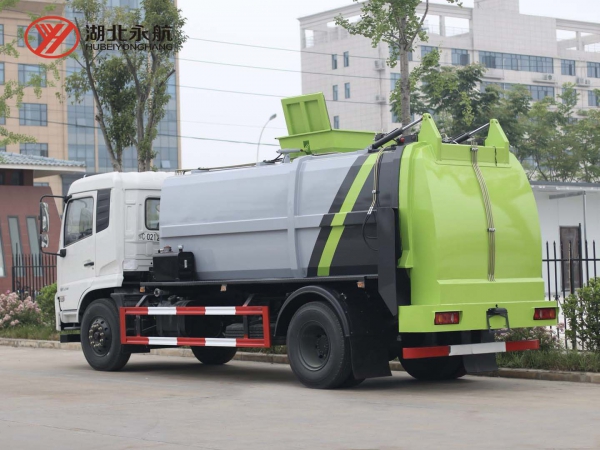 东风天锦餐厨垃圾车