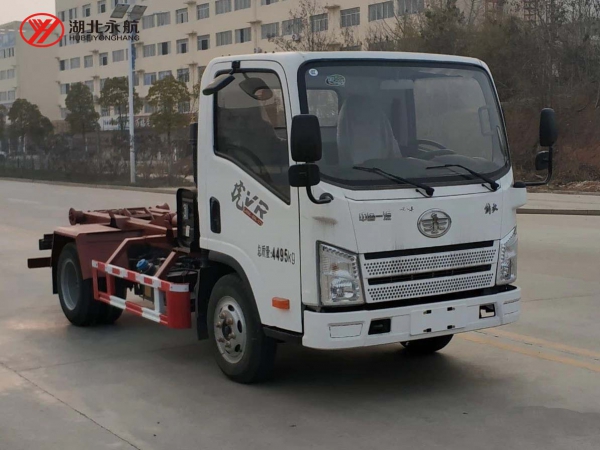 一汽解放虎V钩臂垃圾车