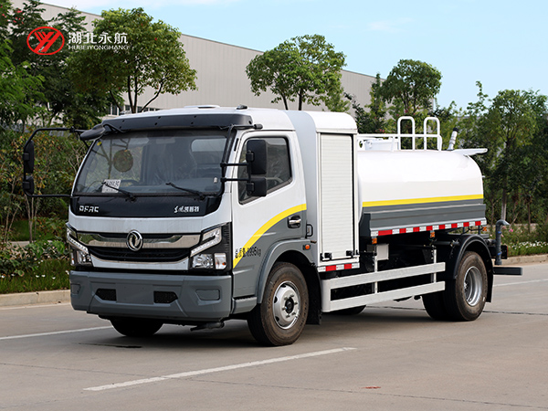 东风凯普特纯电动洒水车