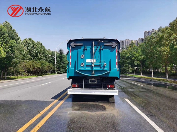 重汽豪沃洗扫车