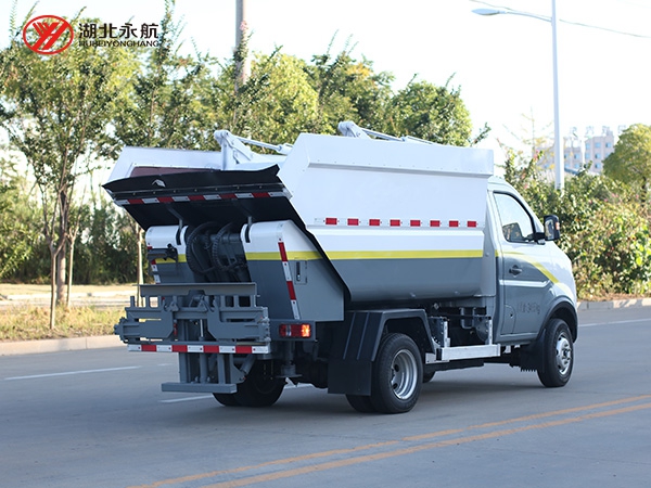 东风纯电动高位自装卸式垃圾车