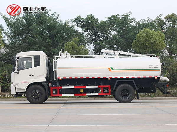 东风天锦吸粪车