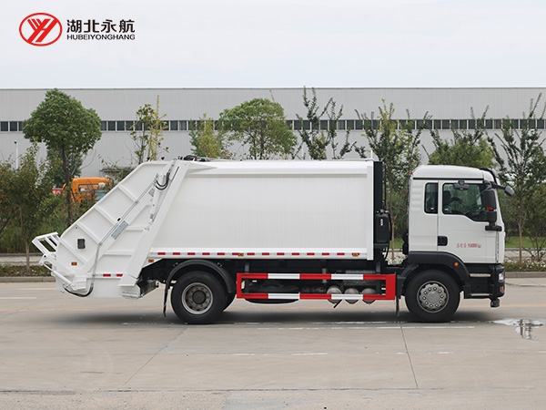 重汽汕德卡14方压缩式垃圾车