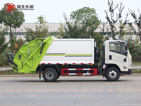 江铃凯运6方压缩式垃圾车