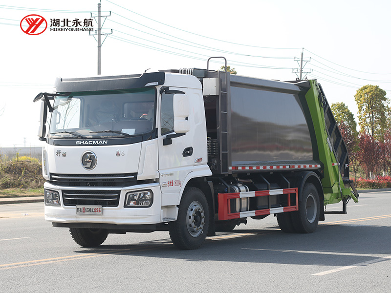 陕汽轩德翼六14方压缩式垃圾车