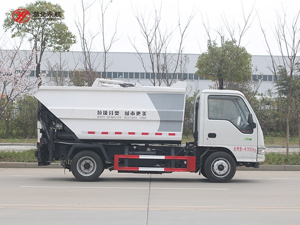 江淮康铃高位自装卸式垃圾车