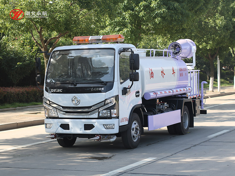 东风小多利卡抑尘车（圆罐）