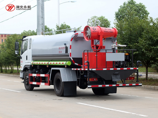 东风专底D1抑尘车