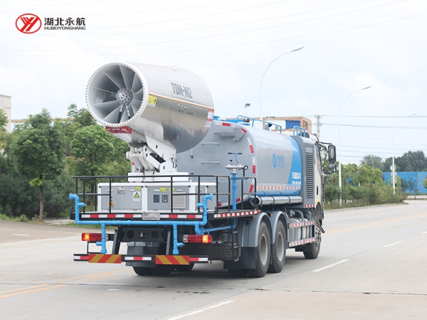 解放后双桥抑尘车