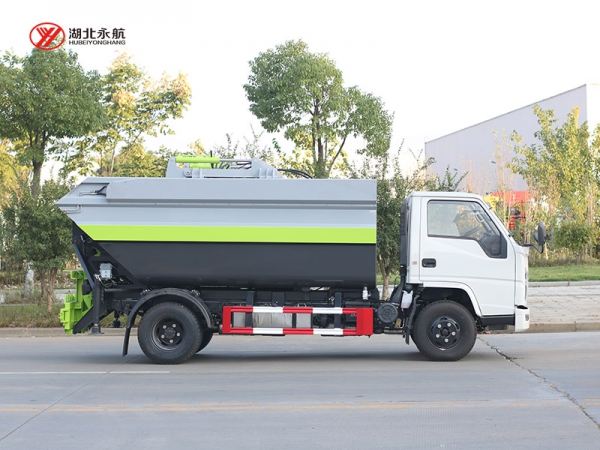 江铃顺达高位自装卸式垃圾车