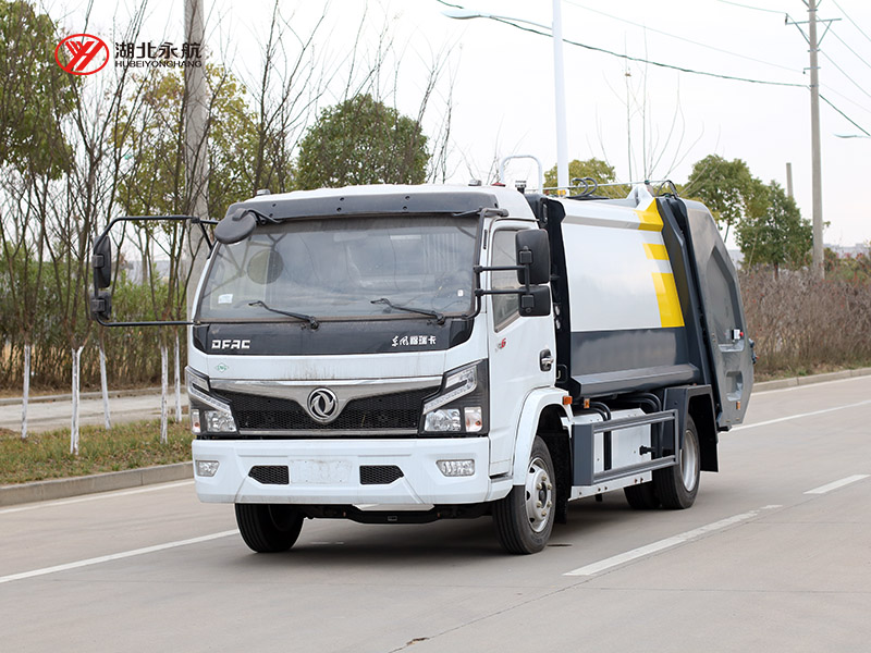 东风福瑞卡（天然气）6方压缩式垃圾车