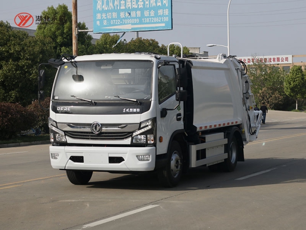东风凯普特纯电动7方压缩式垃圾车