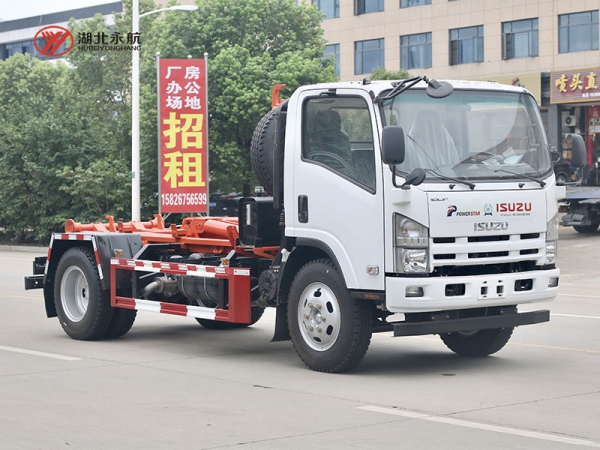 五十铃700P钩臂垃圾车