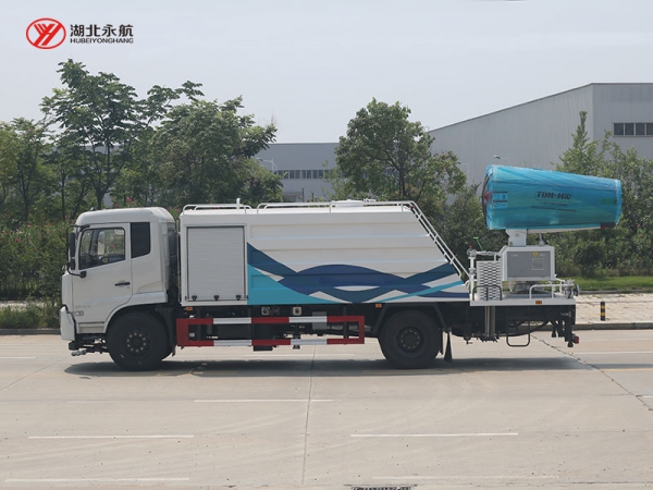 东风天锦抑尘车(方箱)