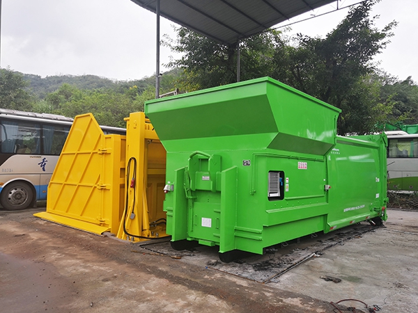 分体式侧翻上料移动压缩站